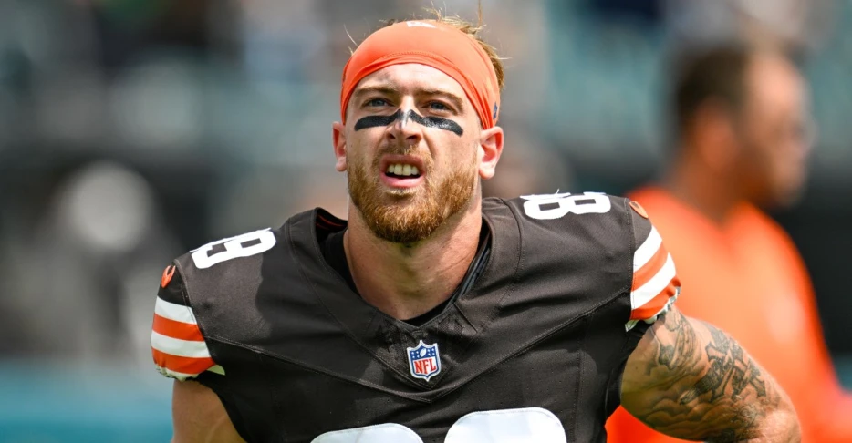 Browns news: Kaden Davis returns, Lamar Jackson injury, more Shedeur/Dillon talk