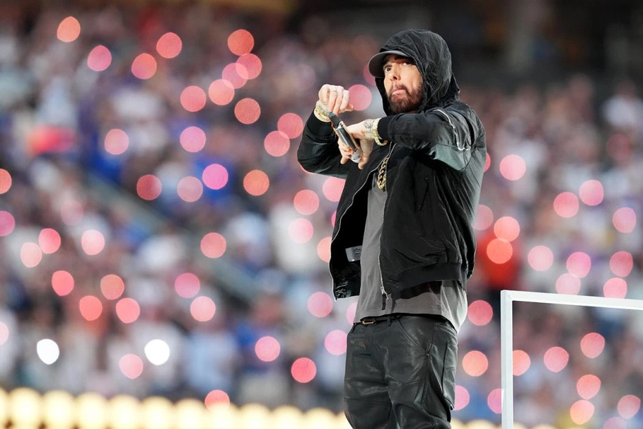 Eminem follows Jay-Z’s footsteps with halftime selection gig