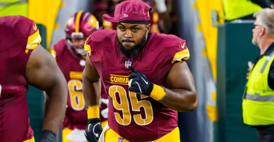 Daily Slop – 14 Nov 25 – Commanders DT Johnny Newton will start on Sunday in place of Daron Payne