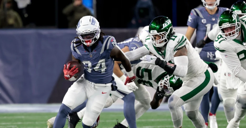 D’Ernest Johnson, Darius Harris revert to Patriots’ practice squad for final time