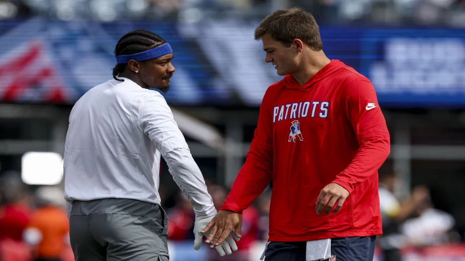 Patriots’ Stefon Diggs May Feel Old After Hearing Drake Maye Quote