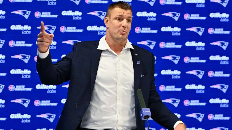 Rob Gronkowski clarifies New England stance amid Bills fandom admission