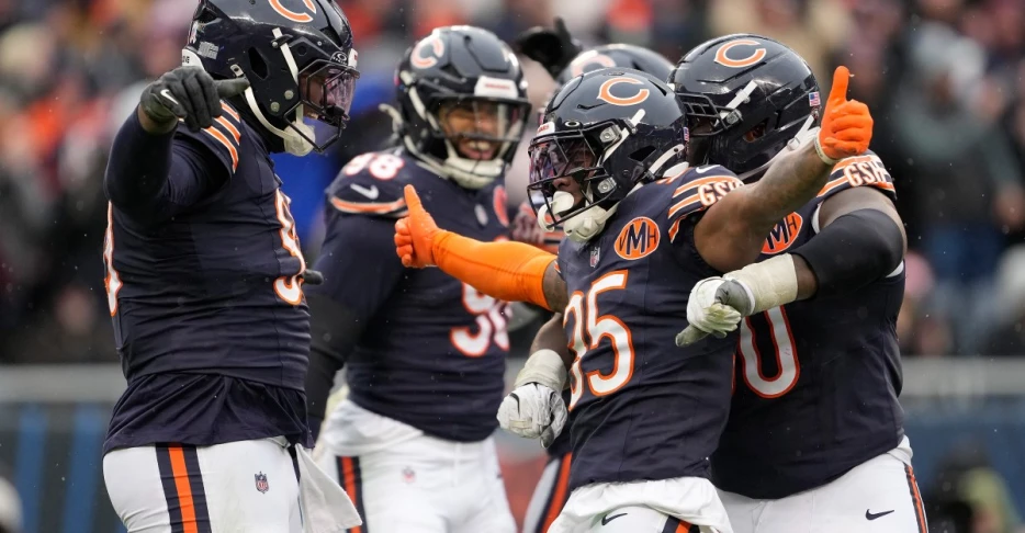 The Bear’s Den, November 14, 2025