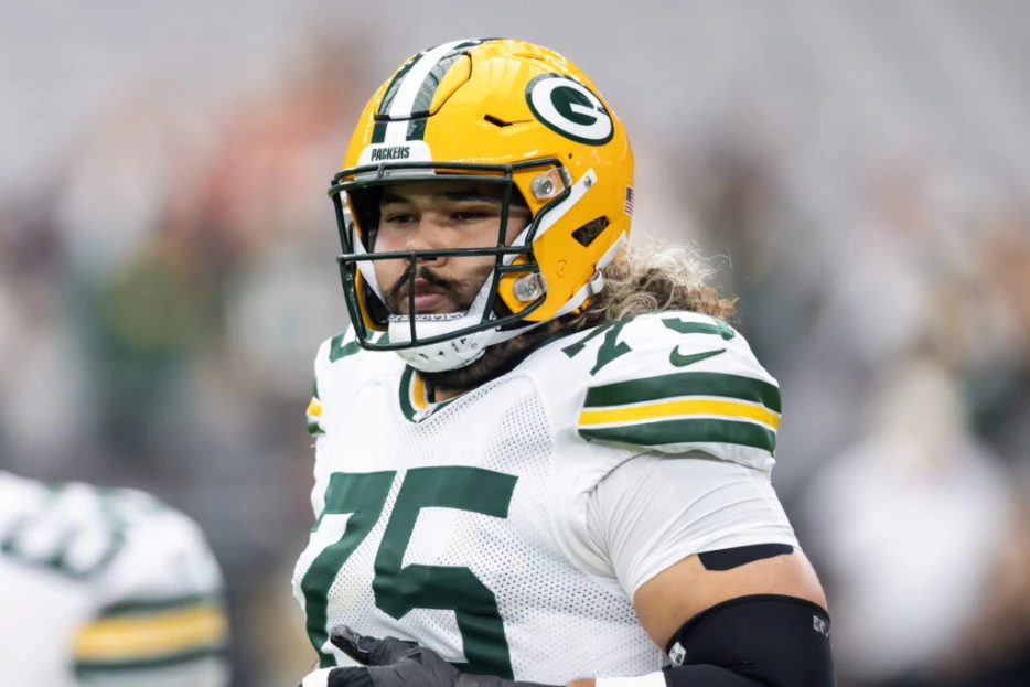 Packers To Start Sean Rhyan At Center