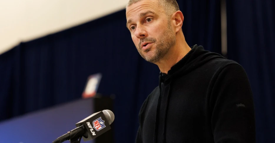 Raiders fans mostly onboard with trade deadline strategy