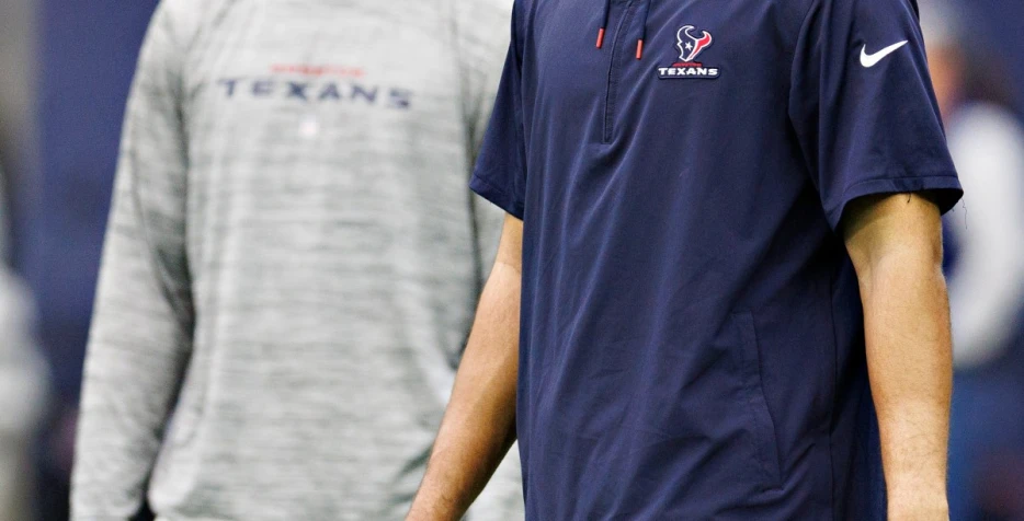 Saturday Musings: Is it better for David Mills to start this Sunday over CJ Stroud for the Houston Texans? 