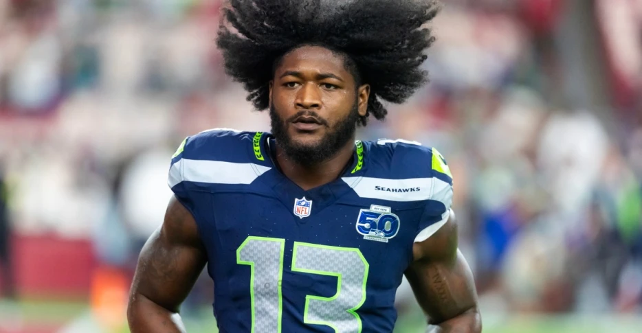 Seahawks-Rams final injury report: Ernest Jones returns, Tory Horton faces IR stint