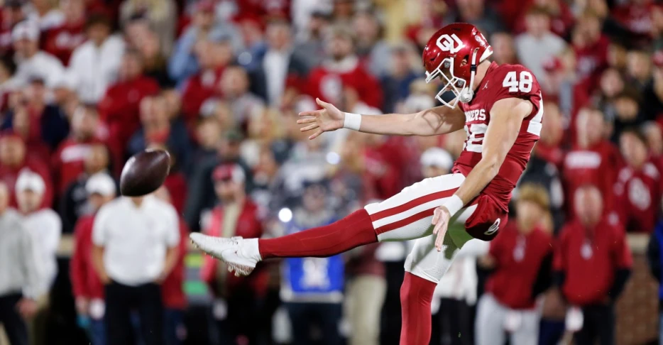 Baltimore Ravens work out left-footed punter
