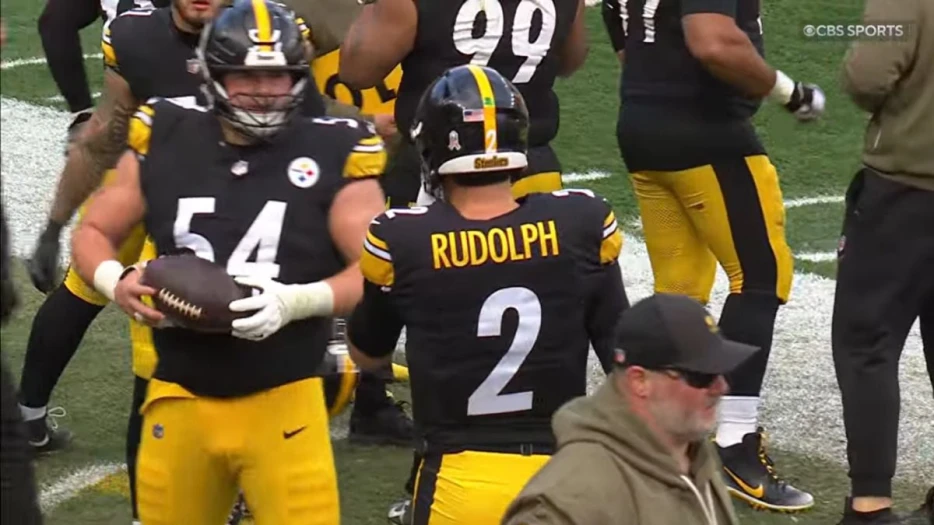 Mason Rudolph Replaces Injured Aaron Rodgers Against Bengals