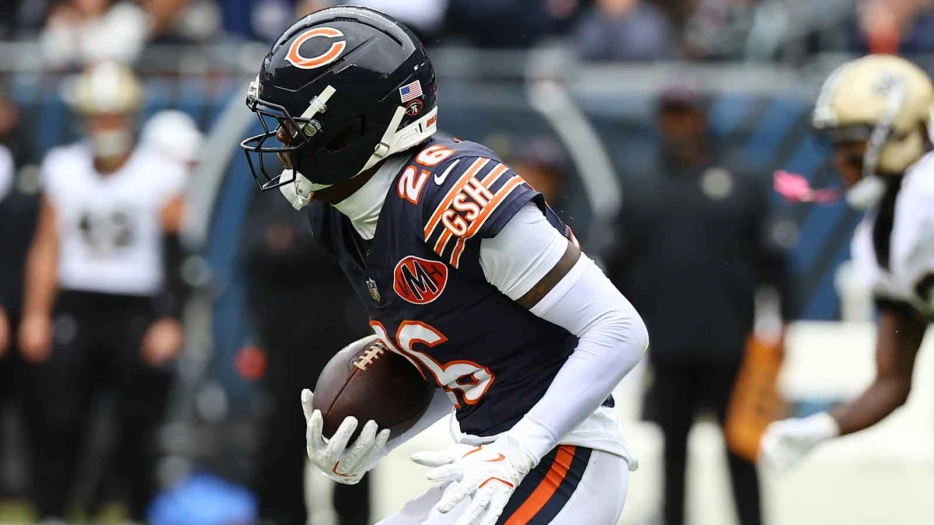 Bears’ Nahshon Wright played for John Beam at Laney College, and he got emotional talking about tragic death