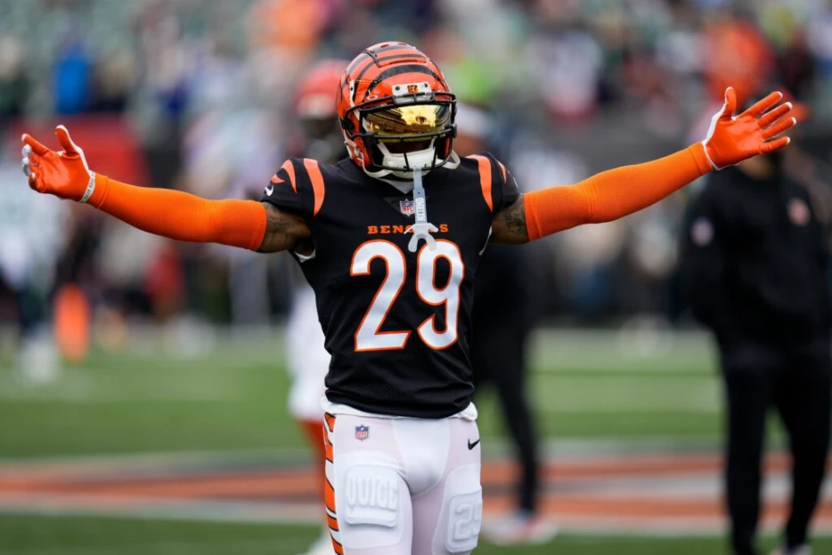 Bengals CB Cam Taylor-Britt Could Miss Remainder Of Season