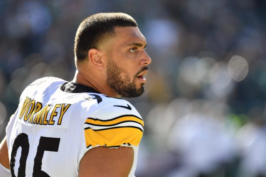 Colts Expected To Sign DT Chris Wormley To Practice Squad