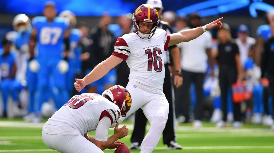 Commanders’ Matt Gay was absolutely distraught after missing game-winning field goal vs. Dolphins