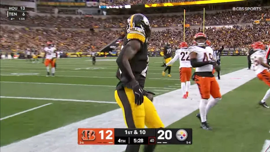 ‘Good To See My Brother Eat Like That’: Kaleb Johnson Gets Praise From Jaylen Warren