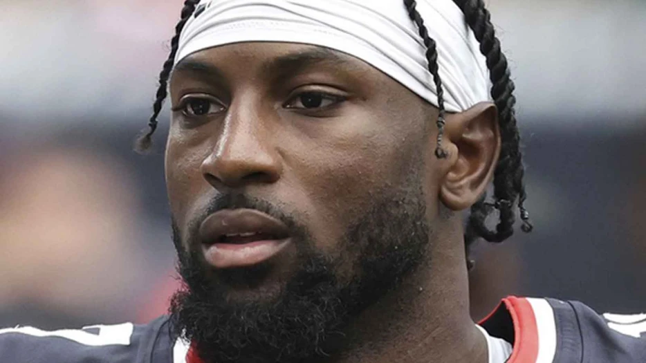 Manhunt underway with release of surveillance images of Jets DB Kris Boyd’s suspected shooter