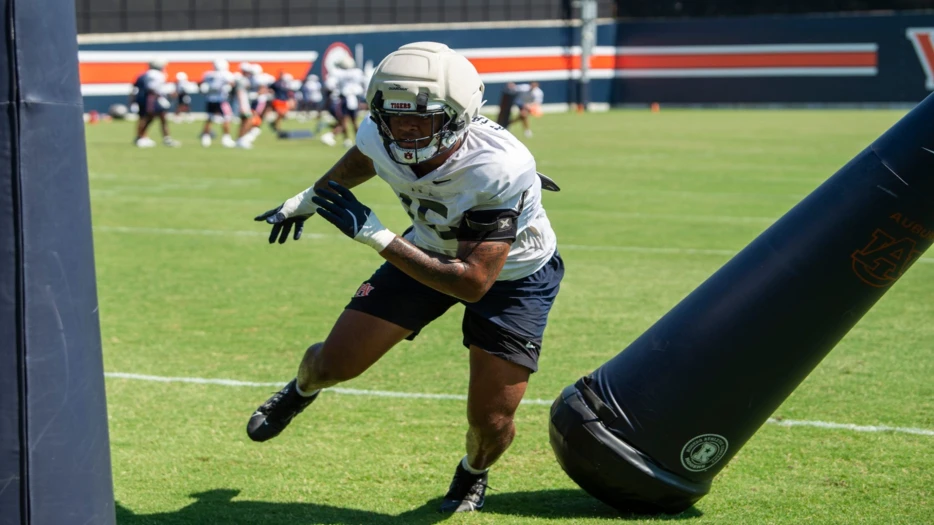 Patriots Predicted To Draft Top Pass-Rushing Prospect In 2026