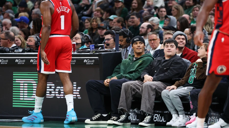 Two Patriots Stars Attend Celtics-Clippers Game At TD Garden