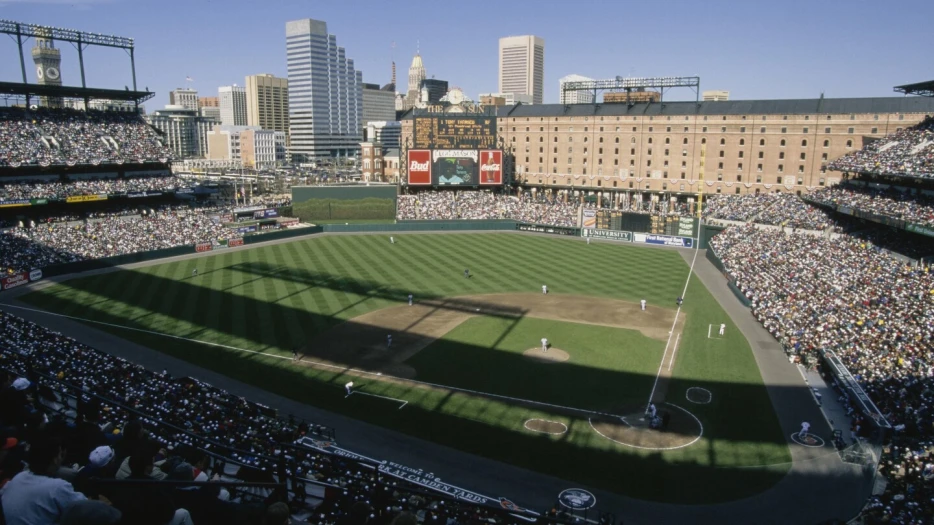After practicing there last week, Rams will pay to resod Camden Yards