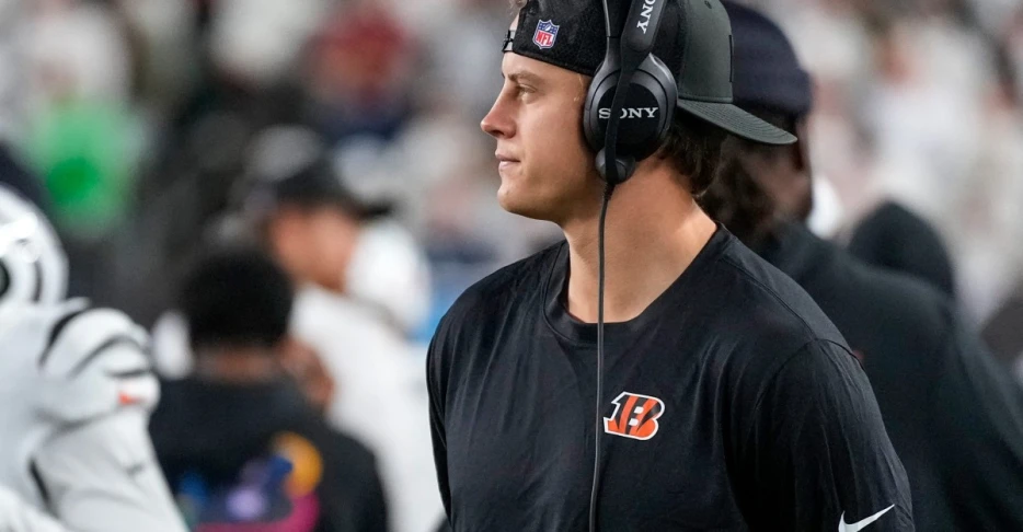Bengals News (11/18): Should Joe Burrow play again this season?