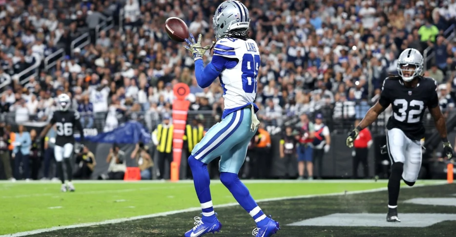 Cowboys at Raiders first half recap: Dallas up 24-9 after huge second quarter