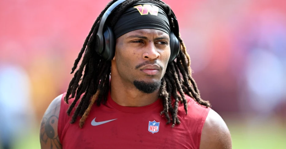 Daily Slop – 18 Nov 25 – Safety Tyler Owens was not on the field for a single defensive snap against the Dolphins