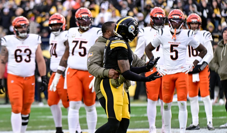 Mike Tomlin Changes Tune on Jalen Ramsey Ejection: ‘Do What Comes Natural If Someone Spits In Your Face’