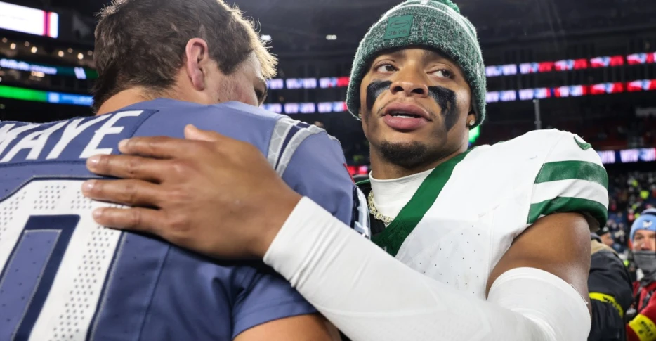 NY Jets: Was benching Justin Fields the right move?