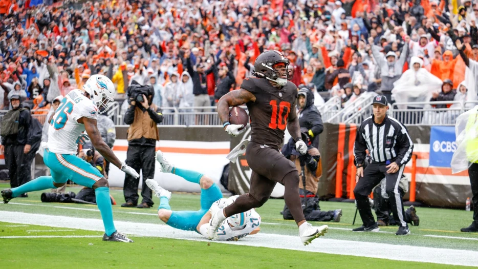 Quinshon Judkins leads all rookie running backs in yards, touchdowns and first downs