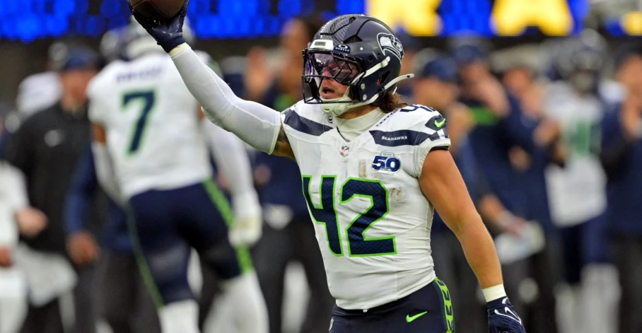 Seahawks defense continues to impress despite key absences
