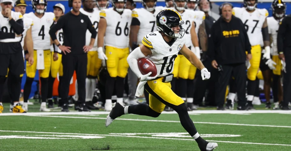 Steelers make roster moves Tuesday