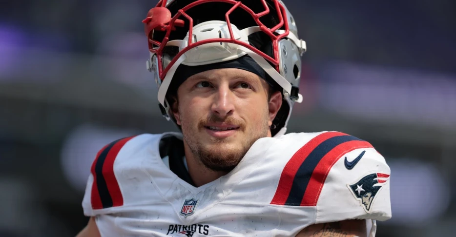 What signing C.J. Dippre to the active roster means for the Patriots