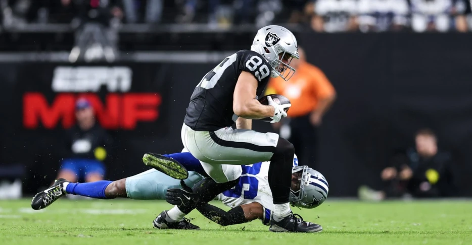 Brock Bowers gets more involved in Las Vegas Raiders’ offense again