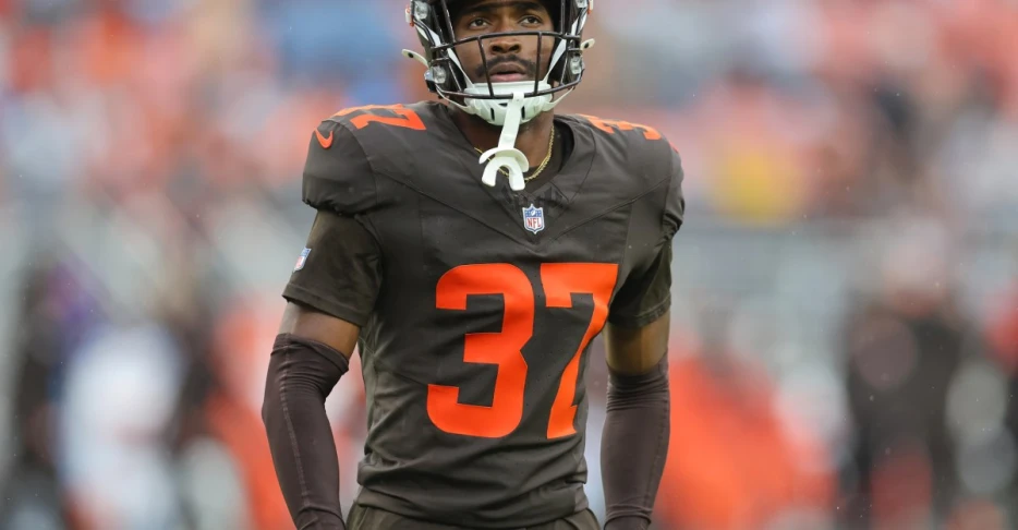Browns place DB on IR, waive WR ahead of Raiders clash