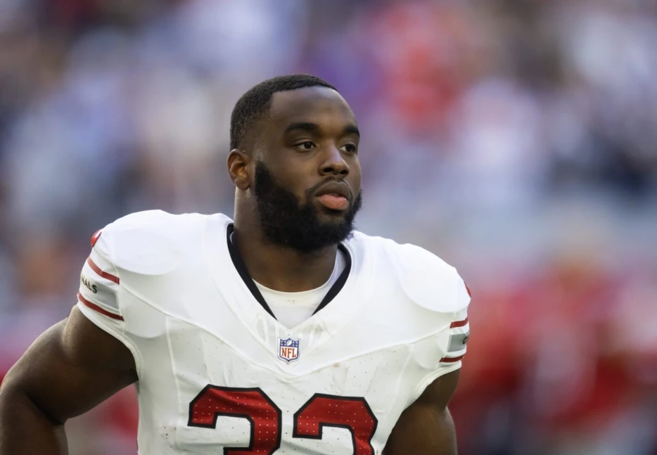 Cardinals Designate RB Trey Benson To Return From IR