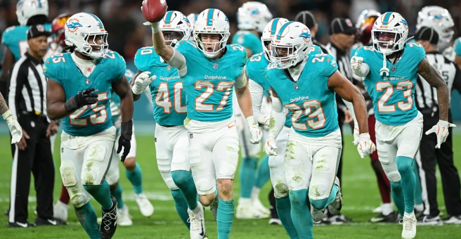 Miami Dolphins continue to climb power rankings
