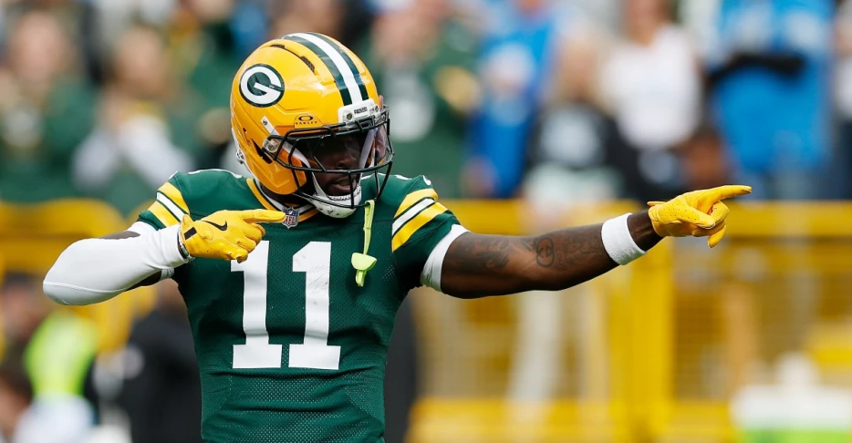 Packer Open Thread: Who would you start at receiver?
