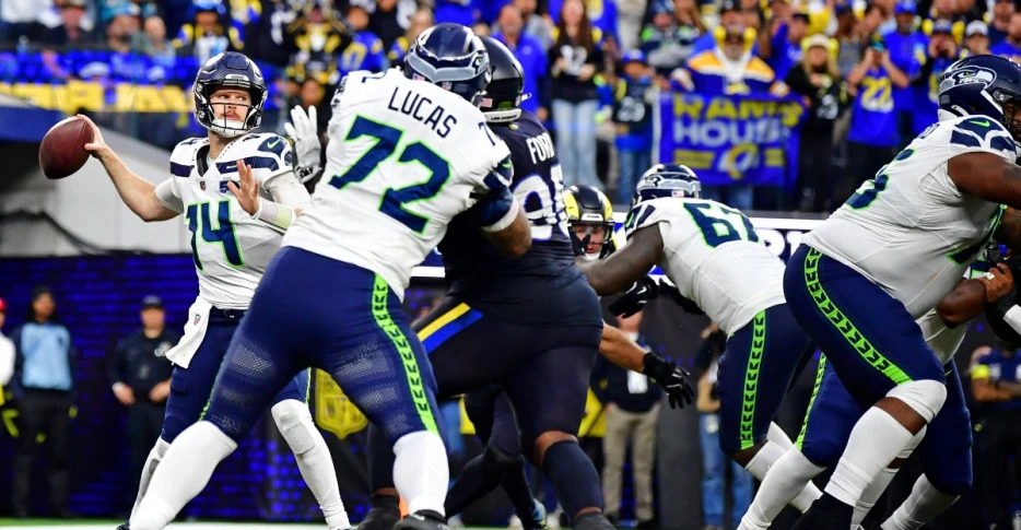 Seahawks Reacts Survey, Week 12: How do feel about Seattle’s NFC West chances now?