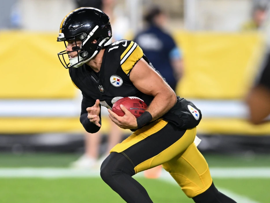 Steelers Reunite With Versatile Offensive Weapon