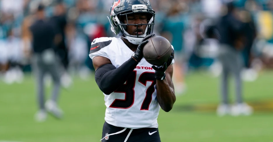 The Browns add secondary help, sign two CBs heading into week 12