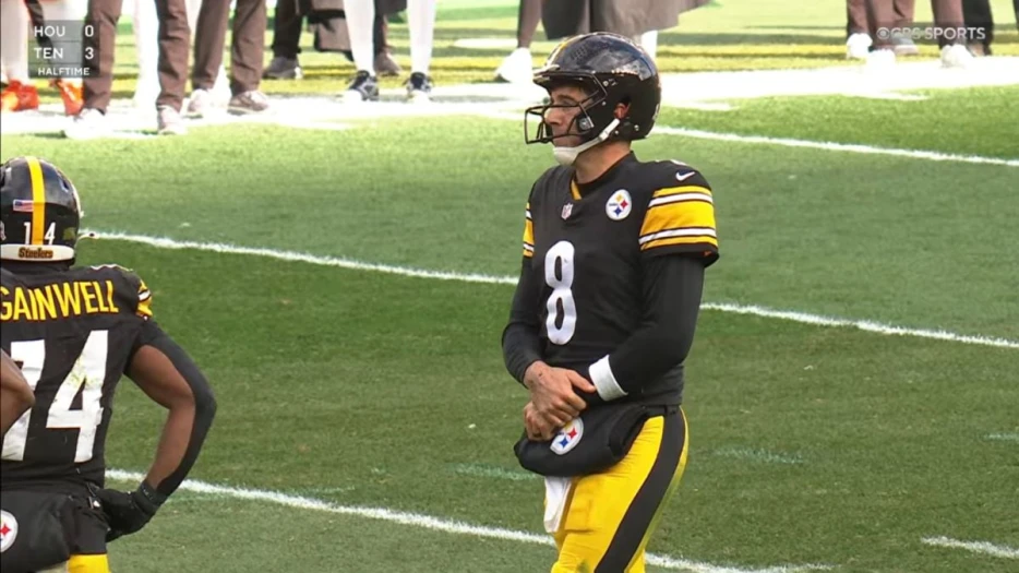 Will Aaron Rodgers Play Through Wrist Injury Vs Bears – And Should He?