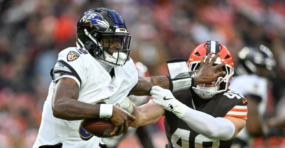 Baltimore Ravens Week 12 injury report: Lamar Jackson, 7 others absent