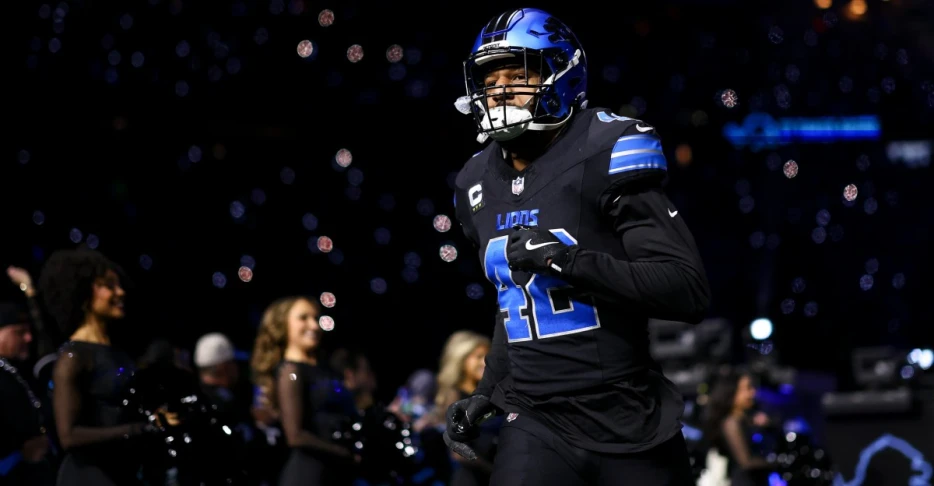 Lions News: Former Detroit captain signs with Chicago Bears