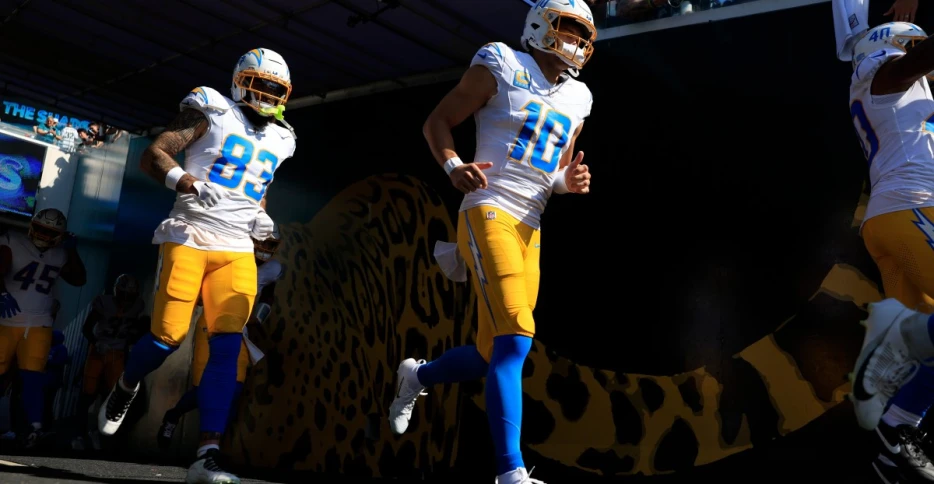 Los Angeles Chargers fans: How confident are you at the bye?