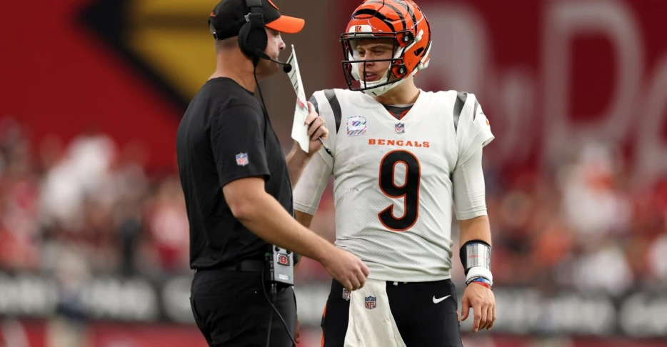 There’s no reason for Joe Burrow to play other than to save Zac Taylor’s job