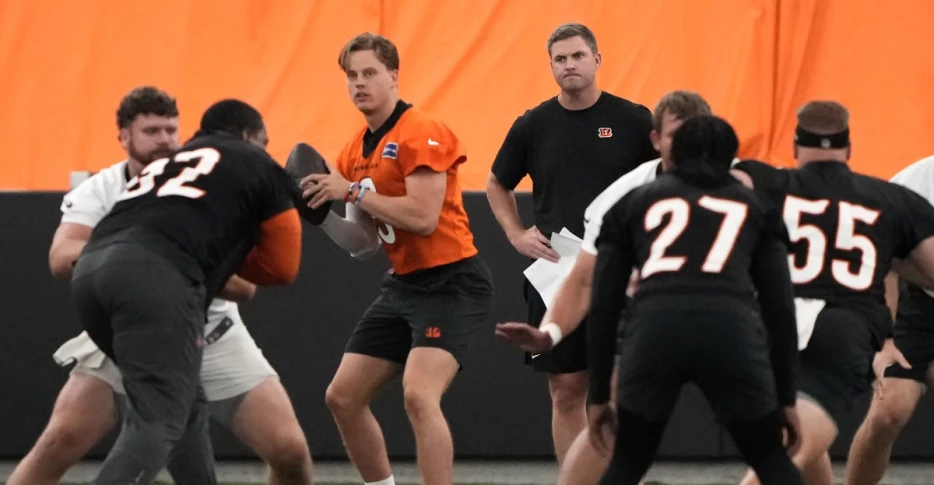 Bengals vs. Patriots Injury Report: Joe Burrow and Mike Gesicki questionable; Trey Hendrickson out