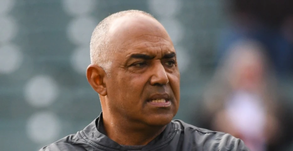 Marvin Lewis visits Mike Brown while preparing to call Bengals vs. Patriots