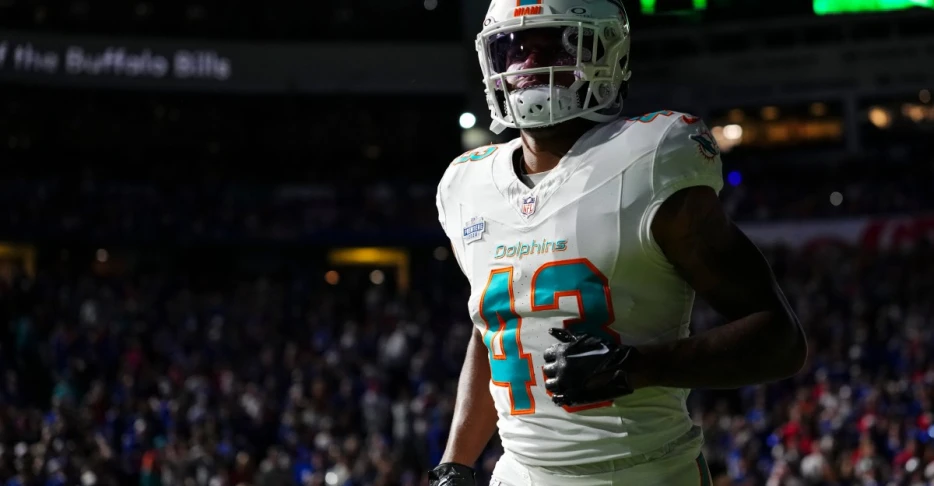 Miami Dolphins Place Safety/Linebacker Jordan Colbert on Injured Reserve