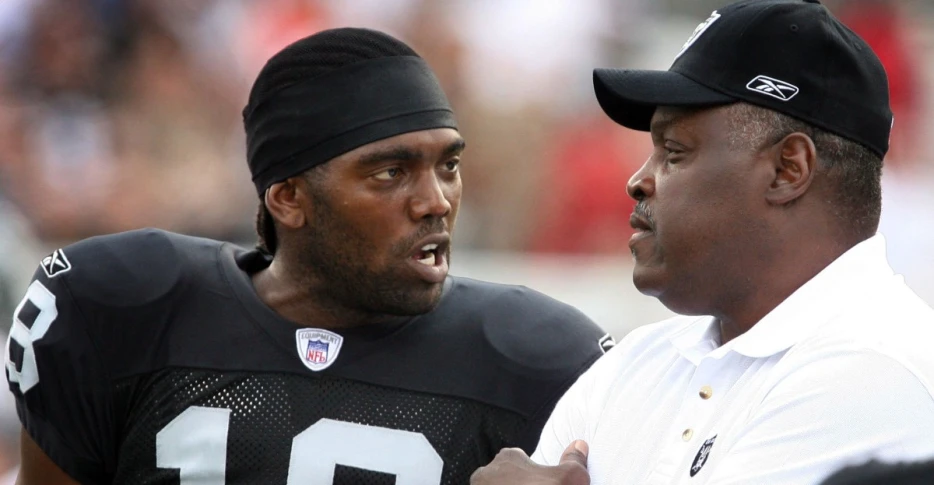 Pete Carroll’s Las Vegas Raiders reminiscent of awful 2006 squad