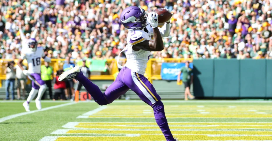 Vikes Views: Who Ya Got? Vikings at Packers