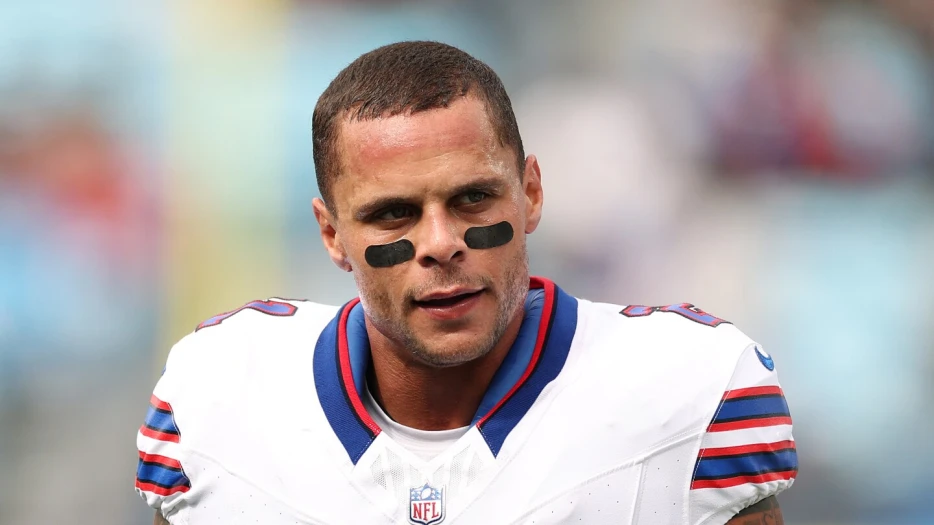 Bills sign Jordan Poyer, Jordan Phillips to 53-man roster, place Ed Oliver on IR